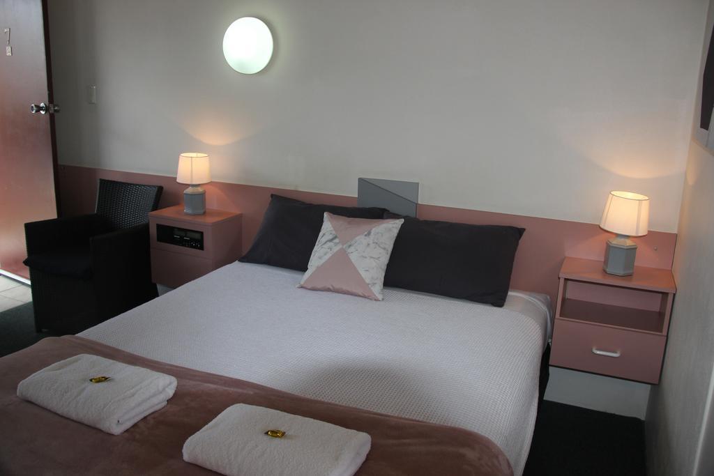 Caloundra Suncourt Motel Pokoj fotografie